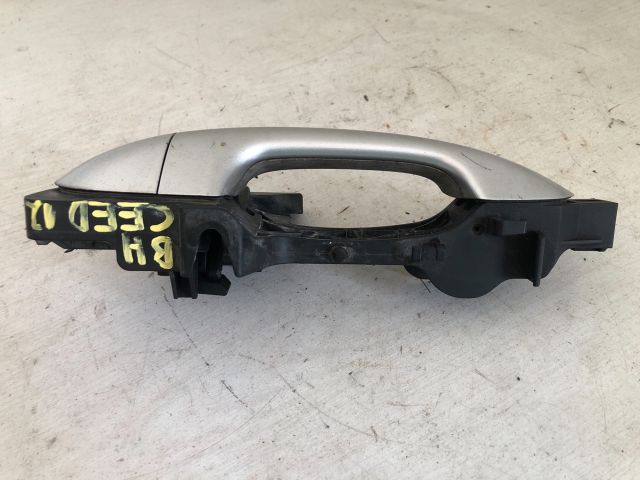 bontott KIA CEED Bal hátsó Külső Kilincs