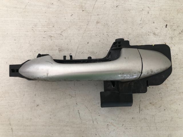 bontott KIA CEED Bal hátsó Külső Kilincs