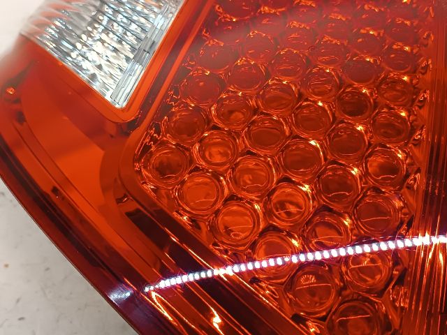 bontott KIA CEED Bal Hátsó Lámpa