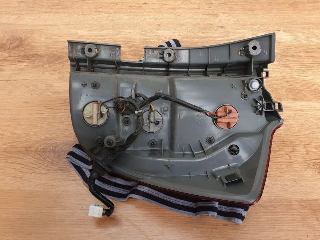 bontott KIA CEED Bal Hátsó Lámpa