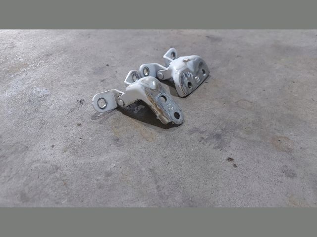 bontott KIA CEED Bal hátsó Zsanér