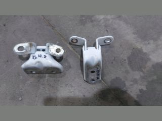 bontott KIA CEED Bal hátsó Zsanér