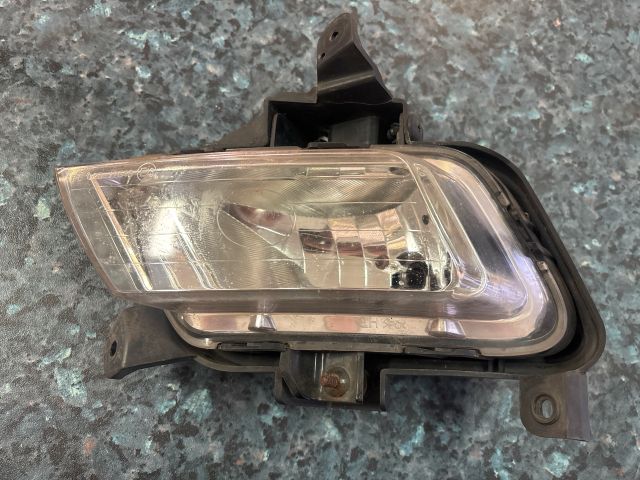 bontott KIA CEED Bal Ködfényszóró