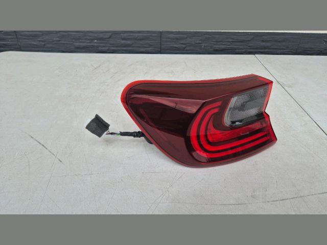 bontott KIA CEED Bal Ködzárófény