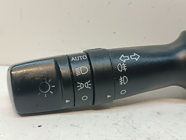 bontott KIA CEED Bal Kormánykapcsoló Irányjelző