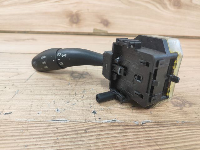 bontott KIA CEED Bal Kormánykapcsoló Irányjelző