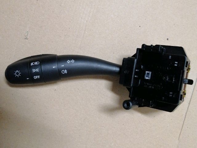 bontott KIA CEED Bal Kormánykapcsoló Irányjelző