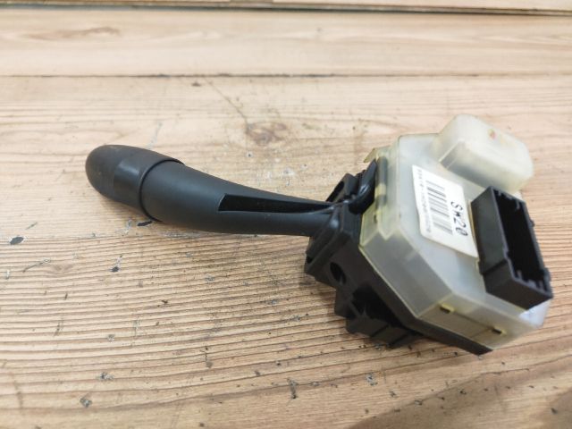 bontott KIA CEED Bal Kormánykapcsoló Irányjelző