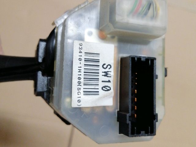 bontott KIA CEED Bal Kormánykapcsoló Irányjelző