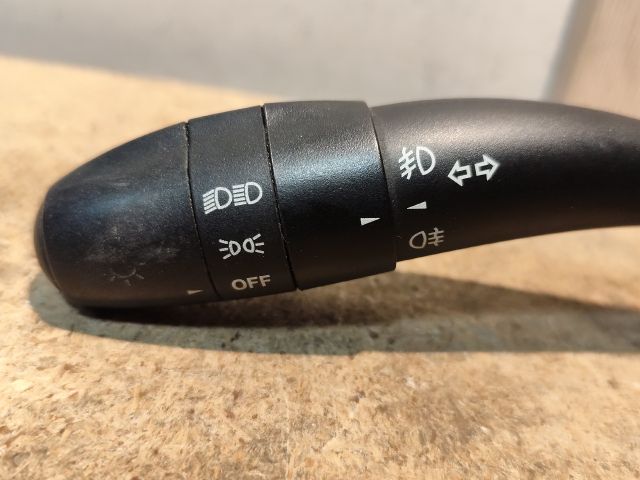 bontott KIA CEED Bal Kormánykapcsoló Irányjelző