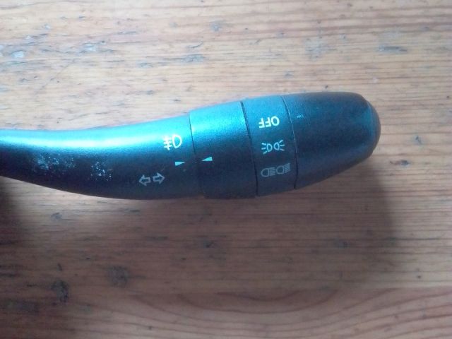 bontott KIA CEED Bal Kormánykapcsoló Irányjelző