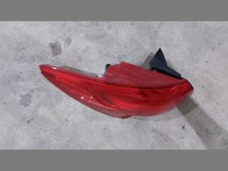 bontott KIA CEED Bal Külső Hátsó Lámpa