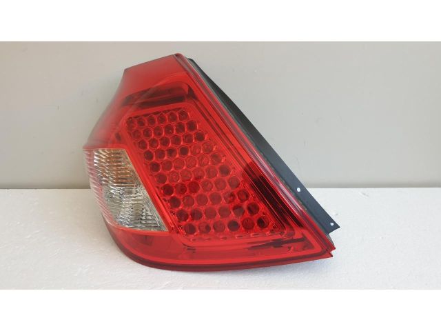 bontott KIA CEED Bal Külső Hátsó Lámpa