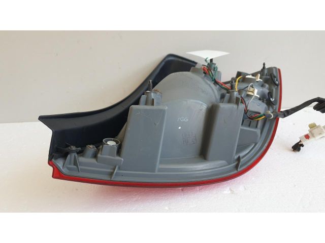 bontott KIA CEED Bal Külső Hátsó Lámpa