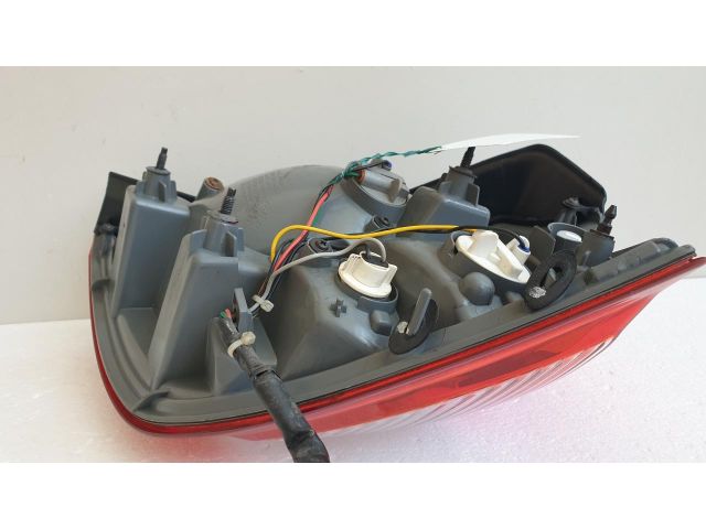 bontott KIA CEED Bal Külső Hátsó Lámpa