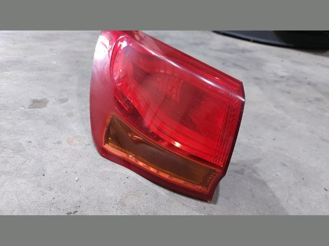 bontott KIA CEED Bal Külső Hátsó Lámpa