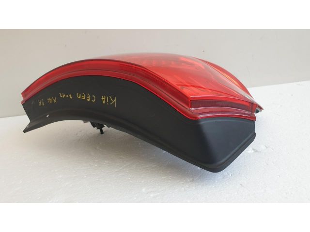 bontott KIA CEED Bal Külső Hátsó Lámpa