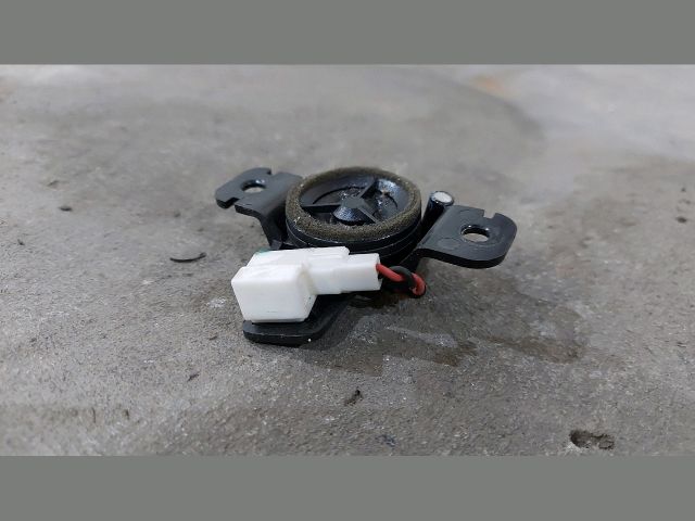 bontott KIA CEED Bal Műszerfal Hangszóró