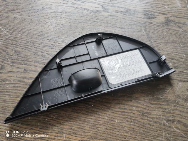 bontott KIA CEED Bal Műszerfal Oldalkárpit