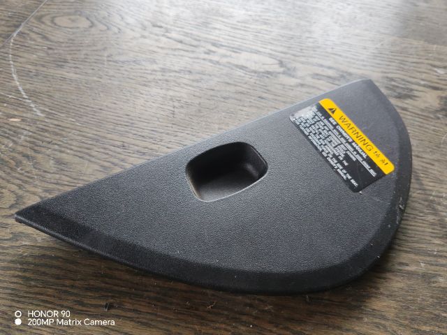 bontott KIA CEED Bal Műszerfal Oldalkárpit