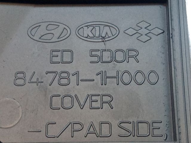 bontott KIA CEED Bal Műszerfal Oldalkárpit