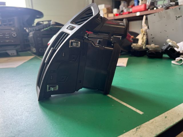 bontott KIA CEED Bal Szellőző