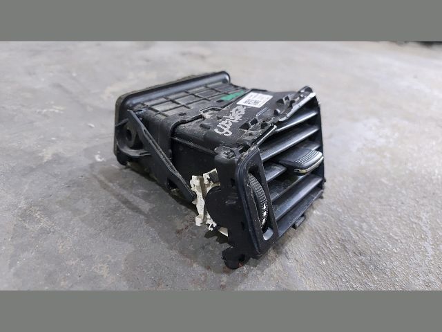 bontott KIA CEED Bal Szellőző