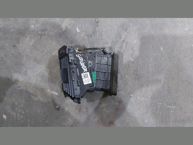 bontott KIA CEED Bal Szellőző