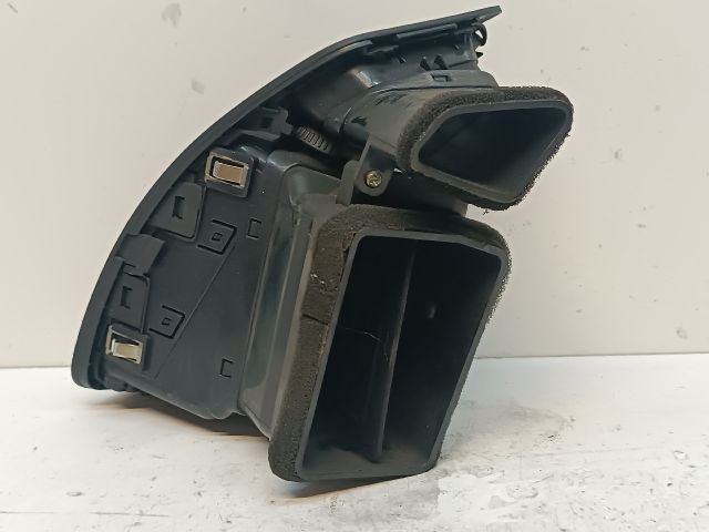 bontott KIA CEED Bal Szellőző