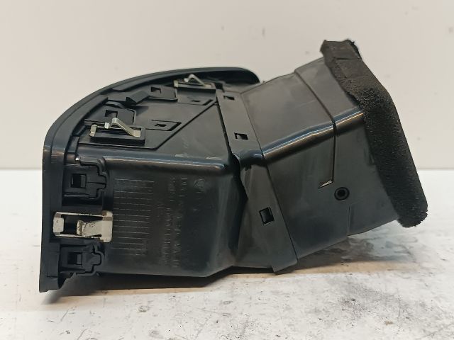 bontott KIA CEED Bal Szellőző