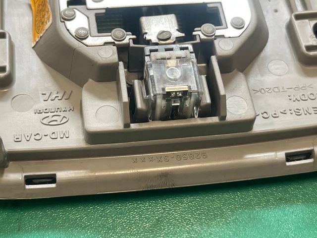 bontott KIA CEED Beltér Világítás Hátsó