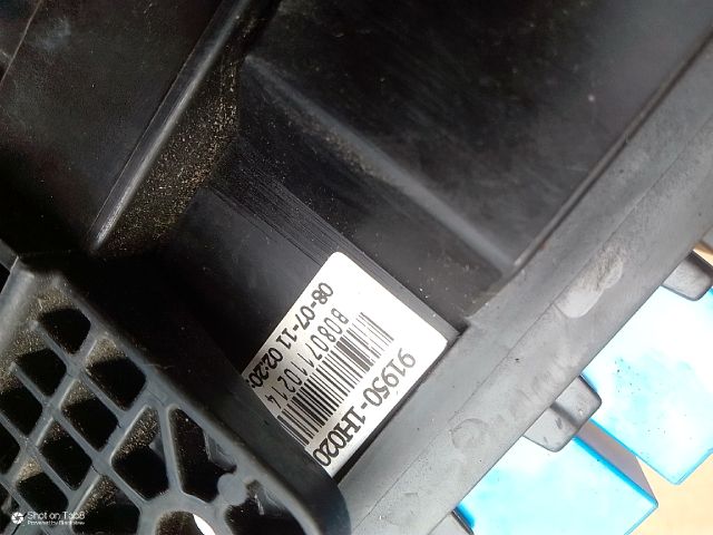 bontott KIA CEED Biztosítéktábla Doboz