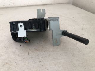 bontott KIA CEED Biztosítéktábla Utastér