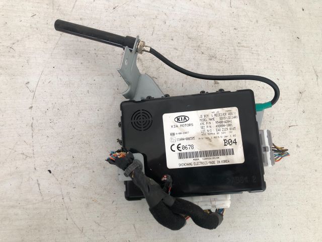 bontott KIA CEED Biztosítéktábla Utastér