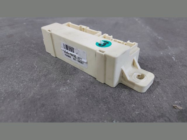 bontott KIA CEED Biztosítéktábla Utastér