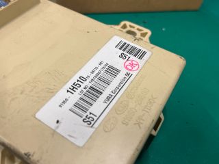 bontott KIA CEED Biztosítéktábla Utastér