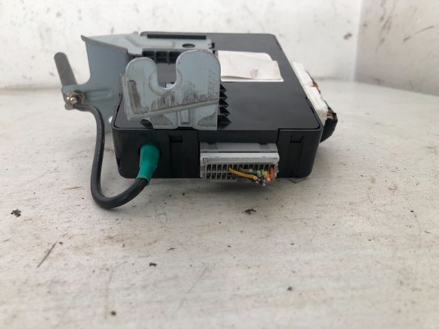 bontott KIA CEED Biztosítéktábla Utastér