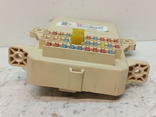 bontott KIA CEED Biztosítéktábla Utastér