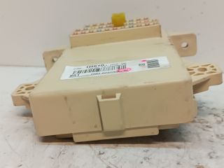 bontott KIA CEED Biztosítéktábla Utastér