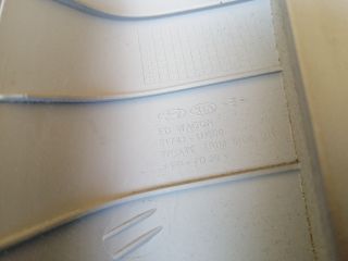 bontott KIA CEED Csomagtérajtó Burkolat Felső