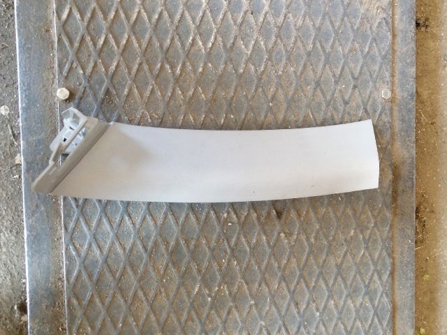 bontott KIA CEED Csomagtérajtó Burkolat Felső