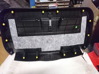 bontott KIA CEED Csomagtérajtó Burkolat (Részeivel)