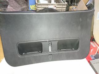 bontott KIA CEED Csomagtérajtó Burkolat (Részeivel)