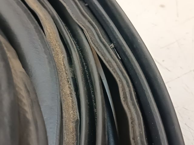 bontott KIA CEED Csomagtérajtó Gumikéder