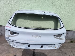 bontott KIA CEED Csomagtérajtó (Részeivel)