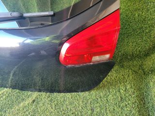 bontott KIA CEED Csomagtérajtó (Részeivel)