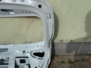 bontott KIA CEED Csomagtérajtó (Részeivel)