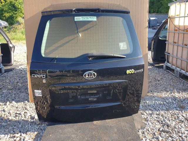bontott KIA CEED Csomagtérajtó (Részeivel)