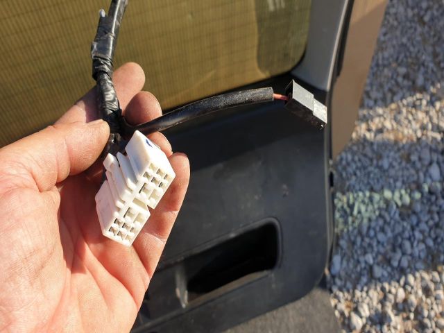 bontott KIA CEED Csomagtérajtó (Részeivel)