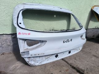 bontott KIA CEED Csomagtérajtó (Részeivel)